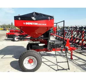 Розкидач мінеральних добрив РНД-1000 (навісний) Розкидач мінеральних добрив РНД-1000 (навісний)