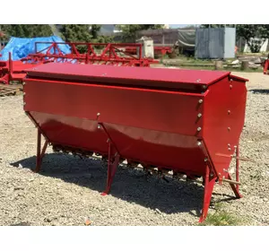 Бак СЗ зернотуковый на 12 рядов. Изготавливаем бункеры под заказ 12, 14,16.18 рядов Бак СЗ зернотуковый на 12 рядов. Изготавливаем бункеры под заказ 12, 14,16.18 рядов